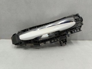 Ручка двери нaружная левая Mercedes C-klasse W205 2014-2018