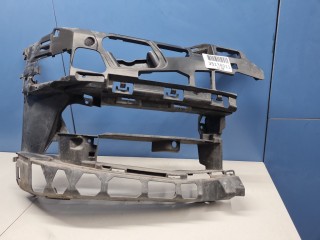 Кронштейн переднего бампера правый BMW 5 G30 F90 2016-2020