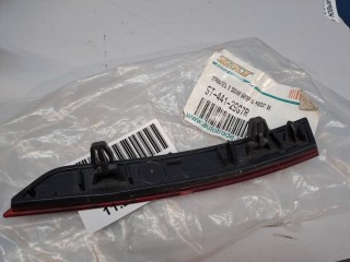 Отражатель в бампер задний правый, ориг. номер ST44129G7R, Volkswagen Passat B8 2014-2021