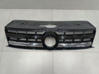 Решетка радиатора, ориг. номер ST170109, Volkswagen Amarok 2010-2016