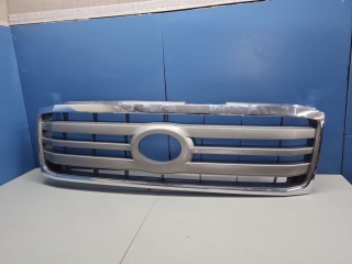 Решетка радиатора Toyota Land Cruiser 100 2003-2005