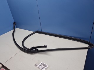 Уплотнитель двери задней правой Land Rover Range Rover 2009-2012