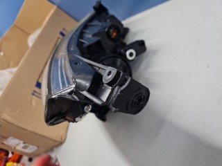 Фара левая, ориг. номер SHF12012, Hyundai Solaris 2010-2014