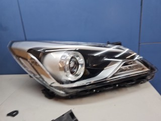 Фара правая, ориг. номер ST2211166CR, Hyundai Solaris 2010-2014