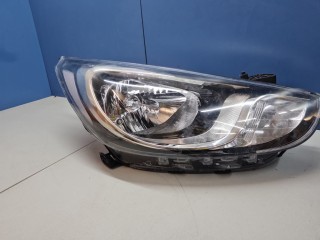 Фара правая, ориг. номер SHF12011, Hyundai Solaris 2010-2014