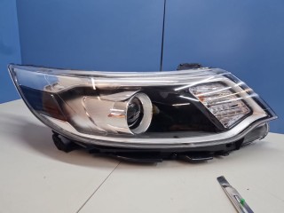 Фара правая, ориг. номер SHF12121, KIA Rio 3 2011-2015