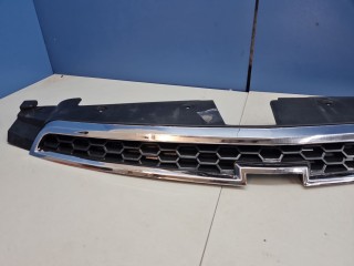 Решетка радиатора, ориг. номер SHF02760, Chevrolet Cruze 2012-2016
