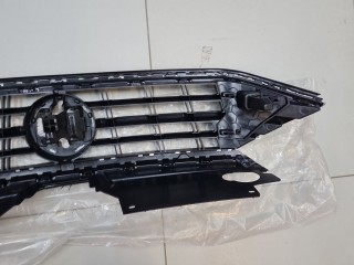Решетка радиатора, ориг. номер SHF02800, Volkswagen Polo Sedan 2015-2020