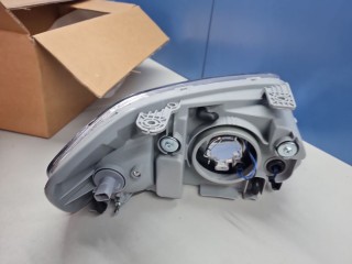 Фара левая, ориг. номер SHF12070, Chevrolet Aveo T250 2006-2012