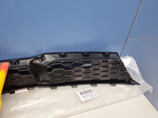 Решетка радиатора, ориг. номер SHF02736, KIA Rio 2015-2017