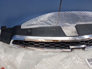 Решетка радиатора, ориг. номер SHF02760, Chevrolet Cruze 2012-2016