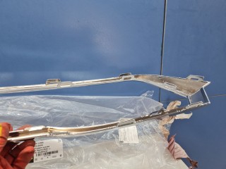 Молдинг решётки радиатора, ориг. номер SHF01590, Skoda Rapid 2017-2020