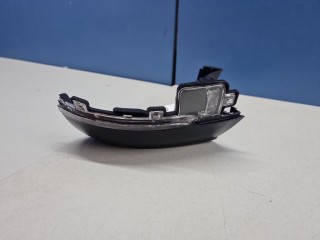 Накладка зеркала правого, ориг. номер SHF13026, Volkswagen Polo Sedan 2009-2014