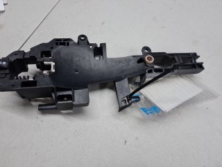 Кронштейн ручки двери задней левый BMW 1 E81 E87 2007-2011