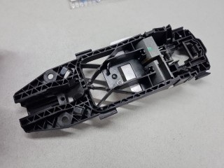 Кронштейн ручки двери, ориг. номер 5N0839885H, Porsche Cayenne 958 2010-2014