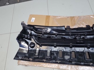Решетка радиатора, ориг. номер STTY74093D0, Toyota HiAce H200 2004-2010