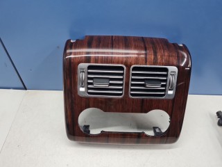 Накладка центральной консоли задняя, ориг. номер LR100024, Land Rover Range Rover 2009-2012