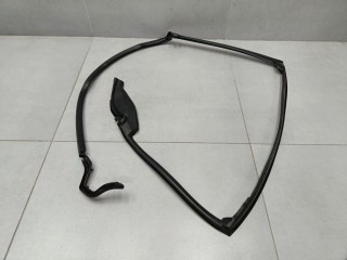 Уплотнитель двери задней правой Land Rover Range Rover Sport 2009-2013