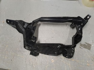 Кронштейн глушителя правый, ориг. номер 51128074188, BMW X5 G05 2018-2023