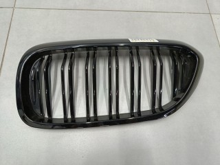 Решетка радиатора левая BMW 5 G30 F90 2016-2020
