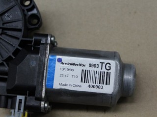 Моторчик стеклоподъёмника задний левый, ориг. номер 834503L000, Hyundai Grandeur Azera