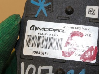Блок управления светом правой фары, ориг. номер 68209771AA, Jeep Grand Cherokee WK2 2010-2013