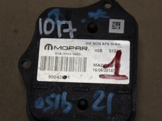 Блок управления светом правой фары, ориг. номер 68209771AA, Jeep Grand Cherokee WK2 2010-2013