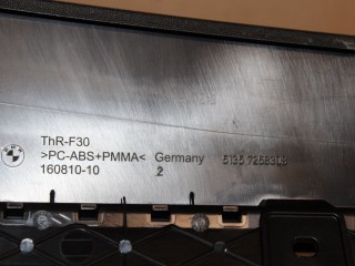 Накладка рамки двери задняя правая, ориг. номер 51357258308, BMW 3 F30 2011-2016