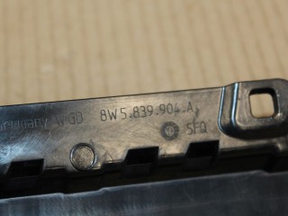 Накладка рамки двери задняя правая, ориг. номер 8W5839904A5FQ, Audi A4 B9 2015-2020