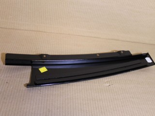 Накладка рамки двери задняя левая, ориг. номер A2136900387, Mercedes E-klasse W213 2016-2021