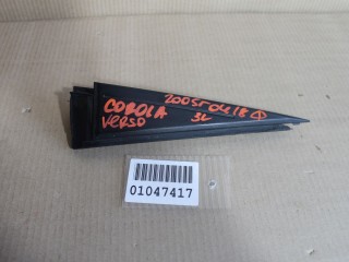 Накладка двери задней левой, ориг. номер 674880F011, Toyota CorollaVerso R10
