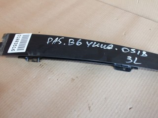 Накладка рамки двери задняя левая, ориг. номер 3C0839901, Volkswagen Passat B6 2005-2010