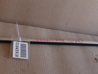 Накладка стекла передней левой двери, ориг. номер 13228107, Opel Insignia 2008-2013
