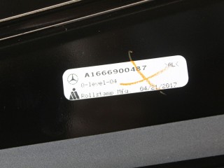 Накладка рамки двери задняя правая, ориг. номер A1666900487, Mercedes GL-klasse X166 GL GLS 2012-2016
