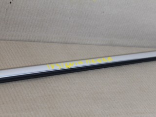 Накладка стекла передней правой двери, ориг. номер 13228108, Opel Insignia 2008-2013