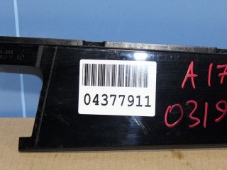 Накладка рамки двери задняя правая, ориг. номер A1767320200, Mercedes A-klasse W176 2012-2015