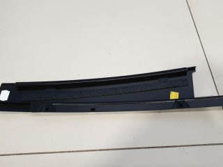 Накладка рамки двери задняя левая, ориг. номер A2136900387, Mercedes E-klasse W213 2016-2021