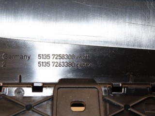 Накладка рамки двери задняя правая, ориг. номер 51357258308, BMW 3 F30 2011-2016
