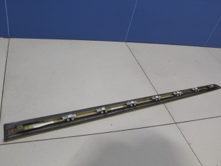 Молдинг двери правый передний, ориг. номер A16469052629197, Mercedes M-klasse W164 ML