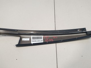 Накладка рамки двери задняя левая, ориг. номер 51357182293, BMW 5 F10 2009-2013