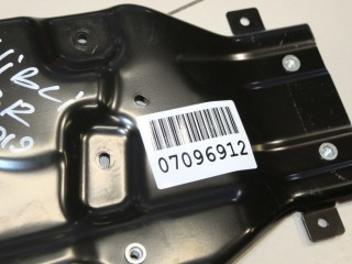 Кронштейн стеклоподъемника задней правой двери, ориг. номер 670105570, Maserati Ghibli 2013-2016