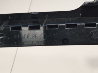 Накладка рамки двери задняя правая, ориг. номер LR050771, Land Rover Range Rover Evoque 2011-2015