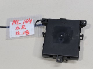 Блок комфорта передней правой двери, ориг. номер A1648207826, Mercedes M-klasse W164 ML