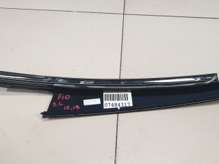 Накладка рамки двери задняя левая, ориг. номер 51357209715, BMW 5 F10 2009-2013