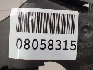 Кронштейн замка двери задний левый, ориг. номер 30699111, Volvo V50 2007-2012