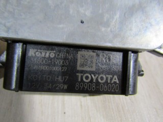 Блок управления светом левой фары, ориг. номер 8105633E10, Toyota Camry V70