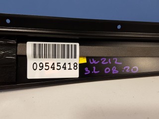 Накладка рамки двери задняя правая, ориг. номер A2126900487, Mercedes E-klasse W212 2009-2013