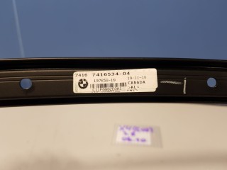 Накладка направляющей стекла задняя правая, ориг. номер 51357416534, BMW X4 G02 2018-2021
