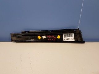 Накладка рамки двери задняя правая, ориг. номер 822830011R, Renault Laguna 3 2007-2012