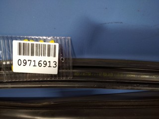 Направляющая стекла задней левой двери, ориг. номер 4G5839431, Audi A6 S6 C7